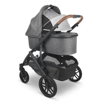 Uppababy - Vista/Cruz Bassinet, Greyson (Charcoal Mélange/Carbon) Image 2