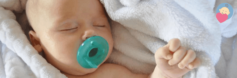 Choose the Right Pacifier: A Guide for Parents! - MacroBaby