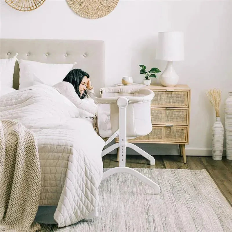 Baby Delight - Beside Me Wink Organic Bassinet & Bedside Sleeper, Oatmeal Image 4