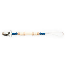 Bella Tunno Nacy Pacifier Clip Image 1