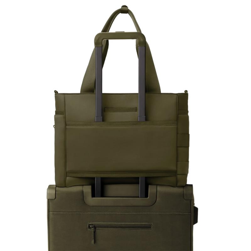 Dagner Dover - Wade Diaper Tote In Dark Moss Image 7