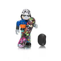 License 2 Play - Roblox Shred Snowboard Boy Action Figure Image 1