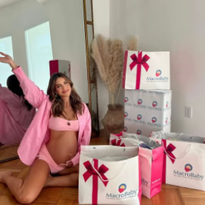 Camila Coelho - Shopping Spree on MacroBaby