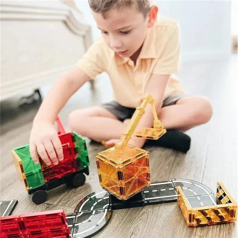 Magnatiles - Builder 32-Piece Magnetic Construction Set Image 7