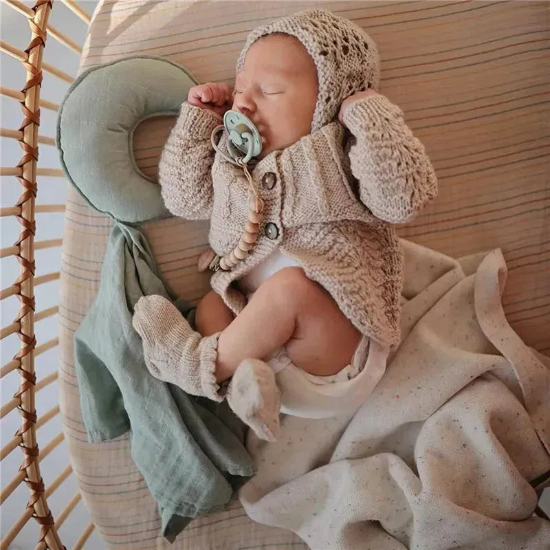 Mushie Lovely Blanket Moon Lovey - Roman Green Image 4