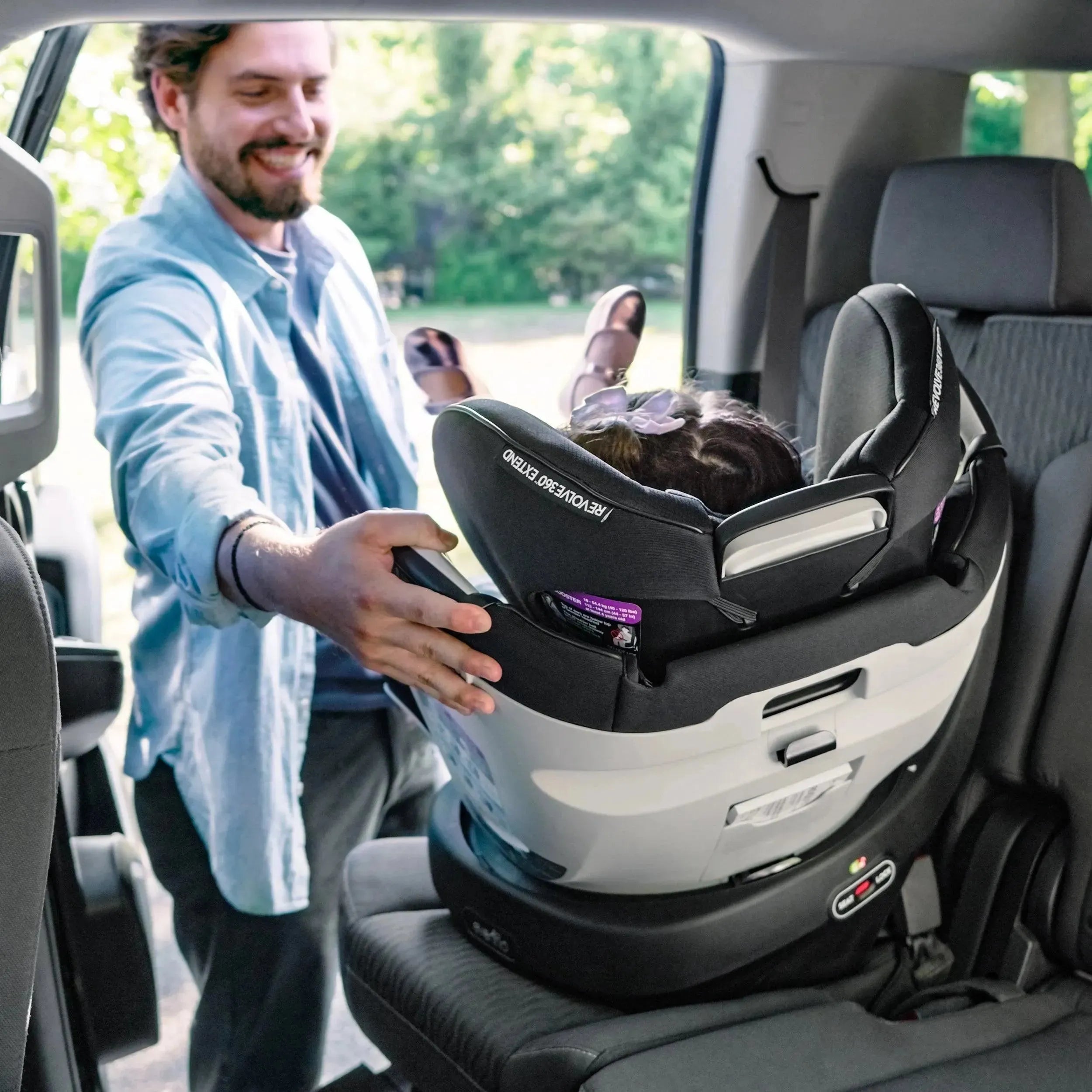 Revolve360 Extend All-in-One Rotational Car Seat with SensorSafe - MacroBaby