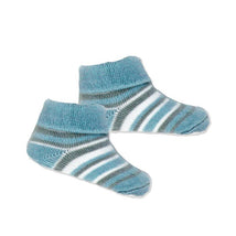 Rose Textiles - Baby Boy Striped Knit Hat And Bootie Set, Blue Image 2