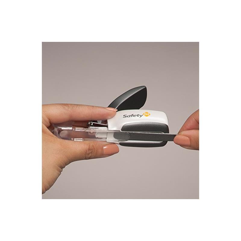 Safety 1st Advanced Solutions Smooth Clip Nail Clipper Image 3