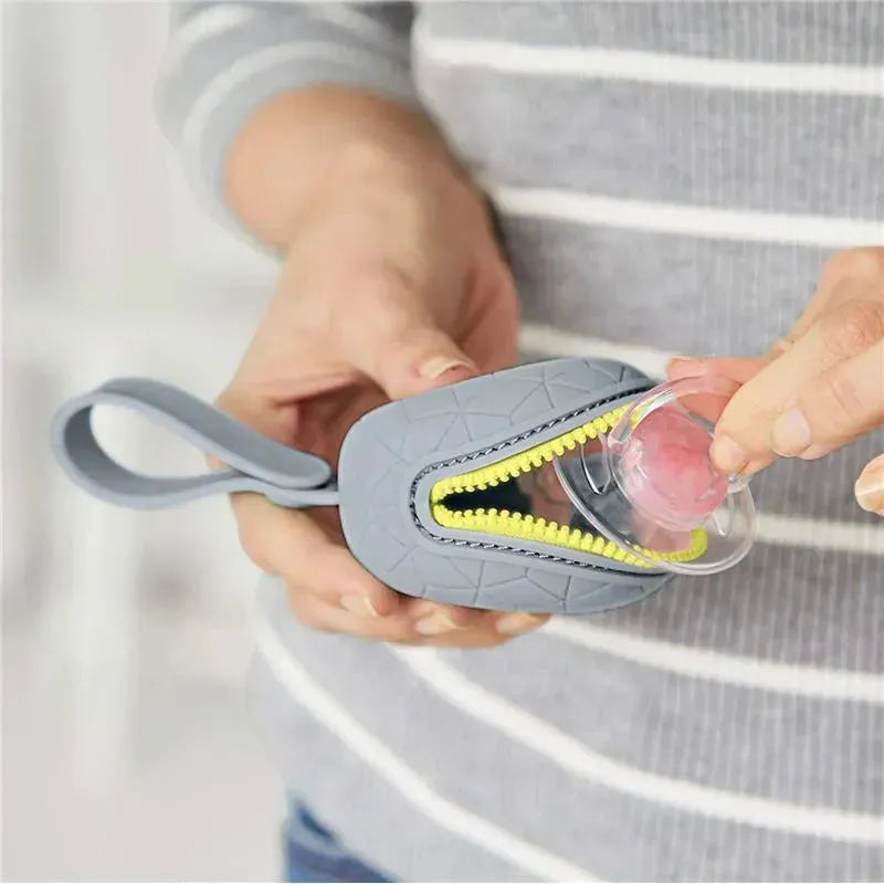 Skip Hop - Silicone Pacifier Holder, Grey Image 6