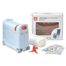Stokke - Jetkids Bedbox 2.0 Ride-on Suitcase, Blue Sky Image 1